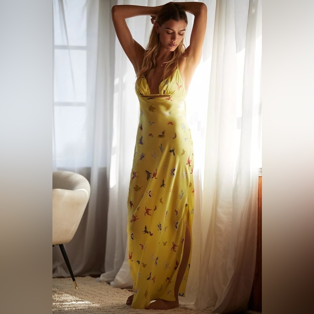 NWT size M - By Anthropologie Silky Cutout Maxi Dress (100% silk Made in India)